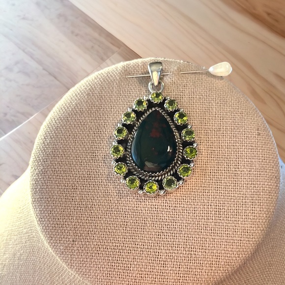 Native Solid Sterling Silver Bloodstone & Peridot Pendant - Picture 3 of 9
